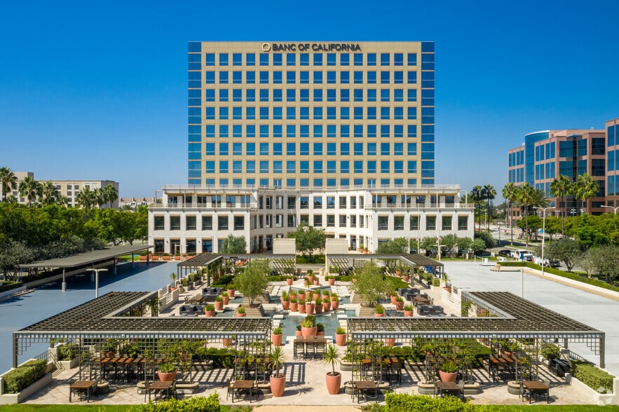 More Photos Of 3 MacArthur Pl, Santa Ana Office For Sale