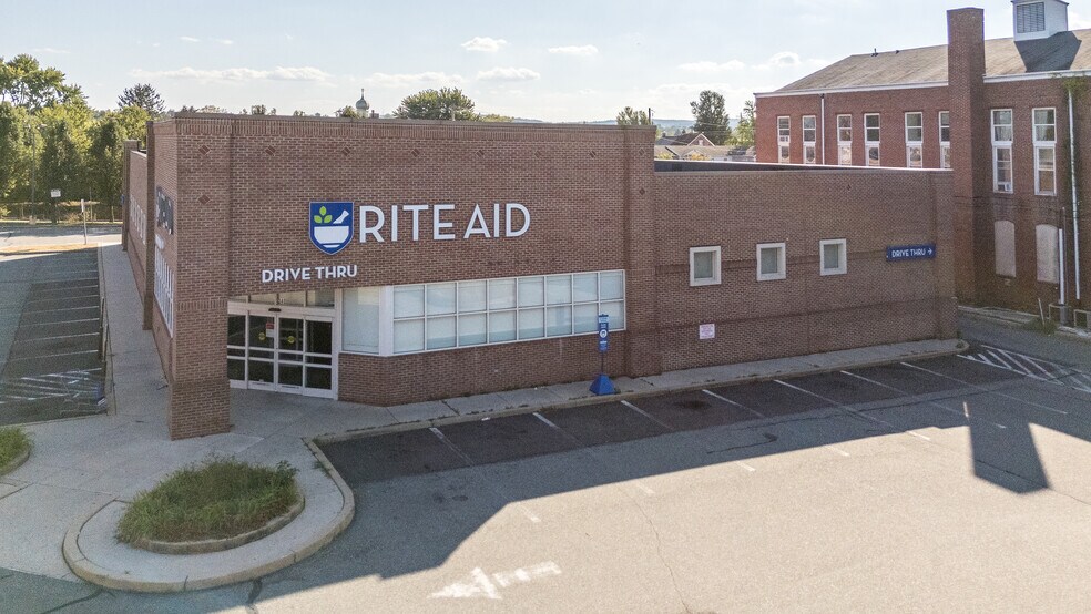 More Photos Of 340 E High St, Pottstown Drugstore For Sale