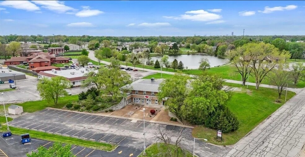 More Photos Of 3111 Normandy Dr, Springfield Office For Sale