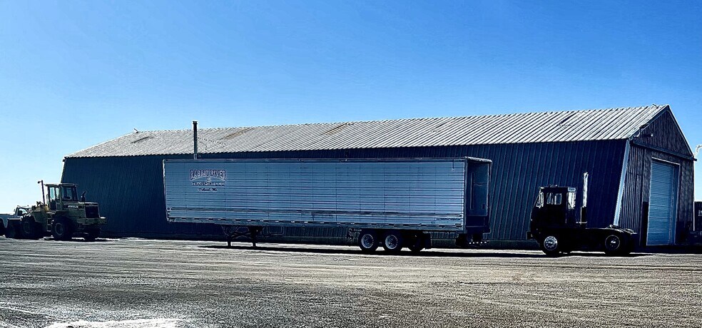 More Photos Of 5717 138th Ave, Holland Distribution For Lease