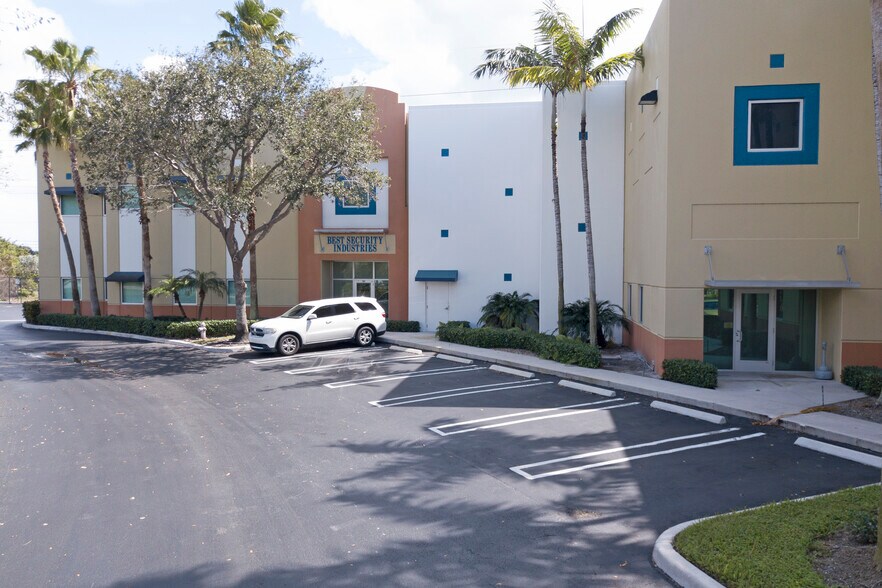 More Photos Of 755 NW 17th Ave, Delray Beach Industrial For Lease