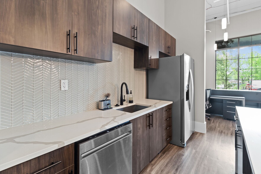 More Photos Of 201 N Church St, Mooresville Apartments For Sale