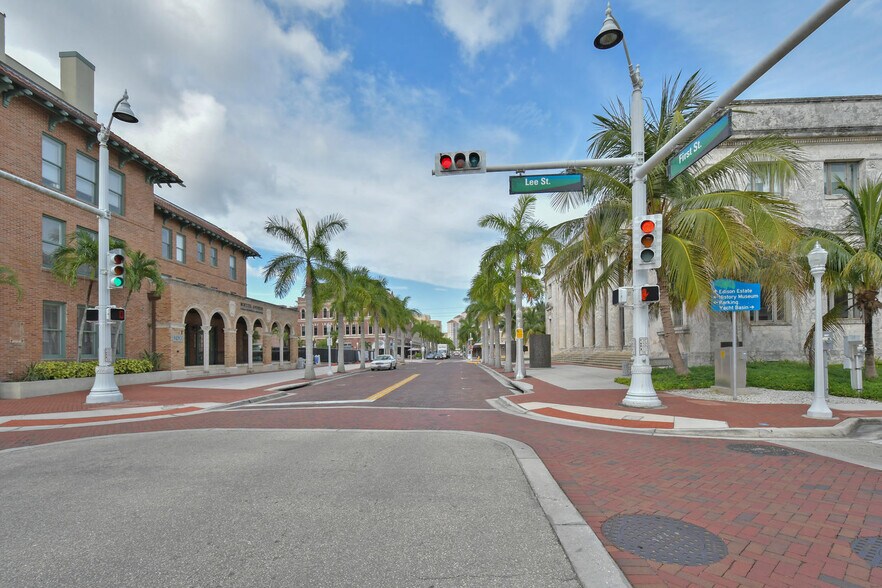 More Photos Of 2401 1st St, Fort Myers Office For Sale