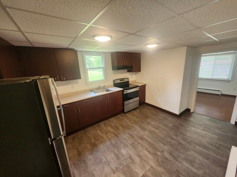 More Photos Of 147 Georgetown Rd, Beaver Falls Apartments For Sale