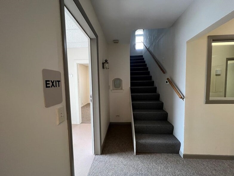 More Photos Of 2402 Grand Ave, Wausau Office For Lease