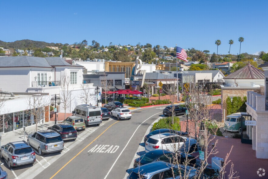 Primary Photo Of 1026 Swarthmore Ave, Pacific Palisades Storefront For Lease