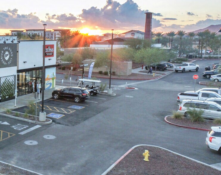More Photos Of 10611 Greenbelt Rd, Lanham General Retail For Sale