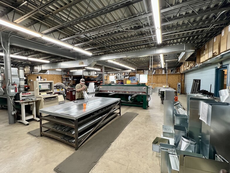 More Photos Of 1303 Avondale Rd, New Windsor Warehouse For Sale
