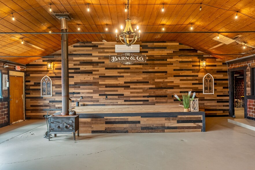 More Photos Of 4241 Lee Hwy, Pulaski Lodge Meeting Hall For Sale