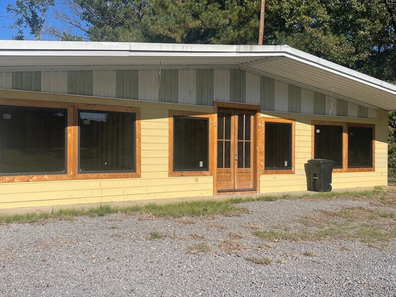 More Photos Of 379 Highway 43, Pelahatchie Research And Development For Sale