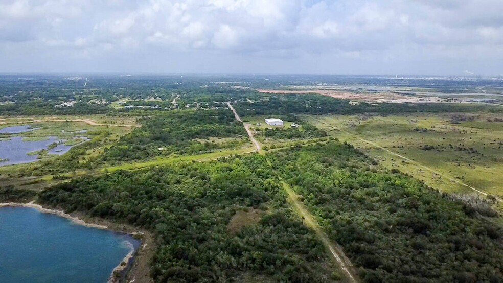 More Photos Of 7600 GULF St, Hitchcock Land For Sale