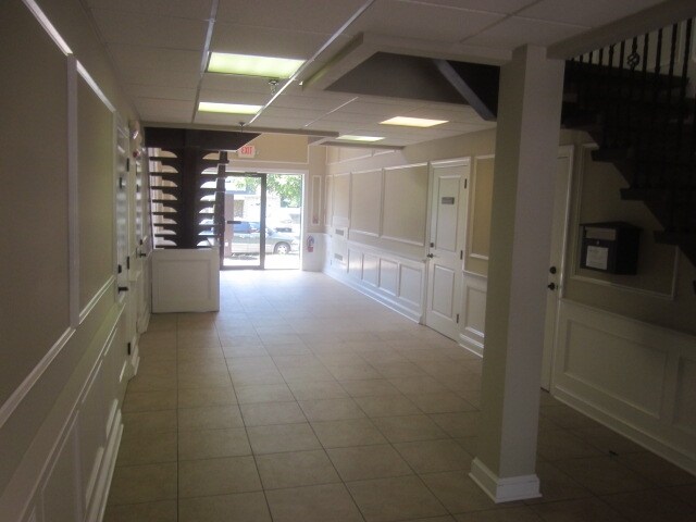 More Photos Of 727 Raritan Rd, Clark Office For Lease