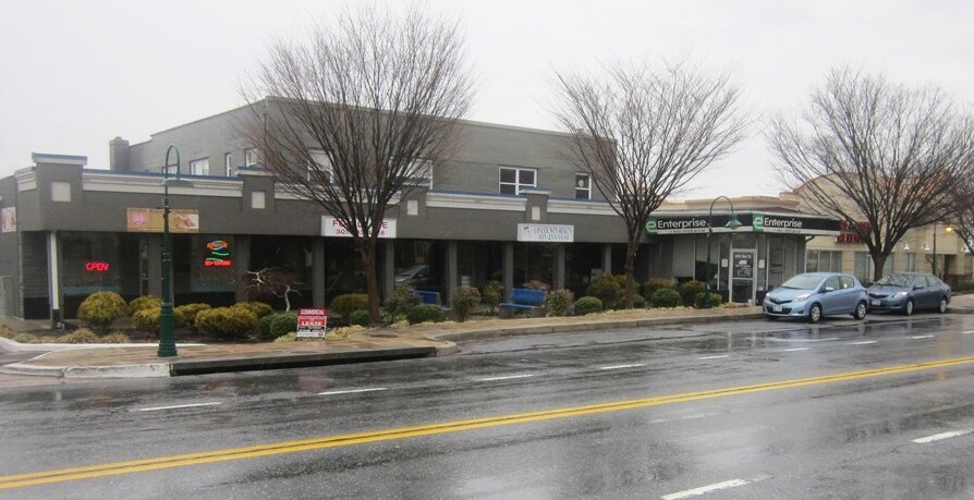 More Photos Of 9859-9867 Main St, Damascus Storefront Retail Office For Sale