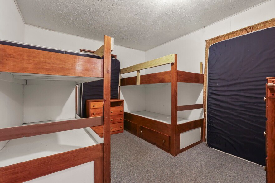 More Photos Of 5734 Durbin Rd, Bellville Specialty For Sale