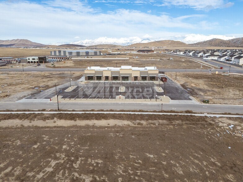 More Photos Of 5390 Beckman ln, Eagle Mountain Freestanding For Lease