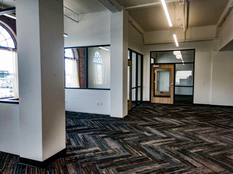 More Photos Of 201-205 Shoshone St N, Twin Falls Loft Creative Space For Sale