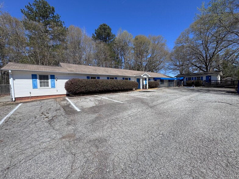 More Photos Of 4349 S Church Street Ext, Roebuck Daycare Center For Sale