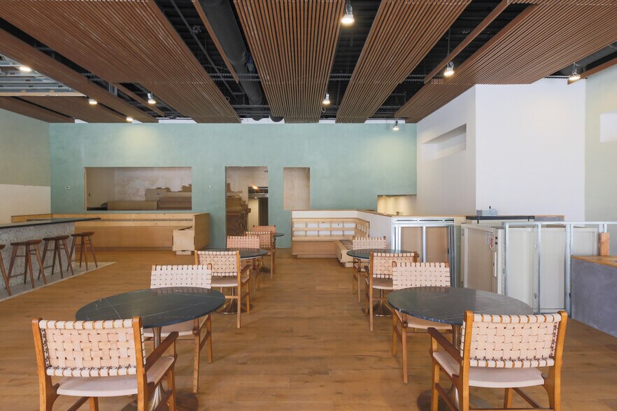 More Photos Of 915 Wilshire Blvd, Los Angeles Office For Lease