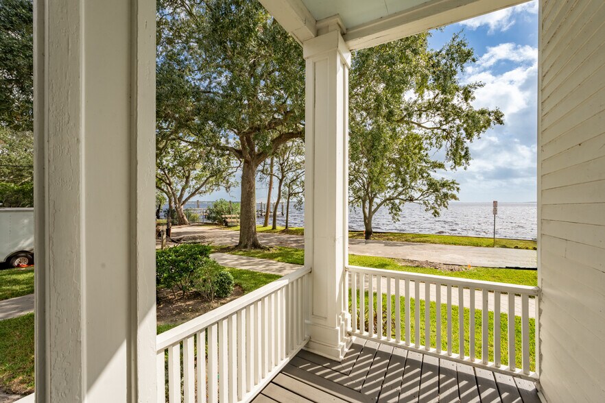 More Photos Of 2105 River Blvd, Jacksonville Apartments For Sale