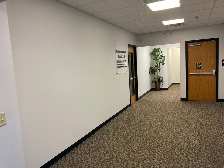 More Photos Of 400 S Greenwood Ave, Easton Office For Sale