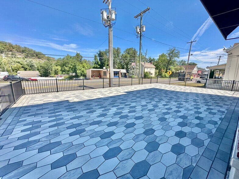 More Photos Of 57 Hamburg Tpke, Riverdale Restaurant For Sale