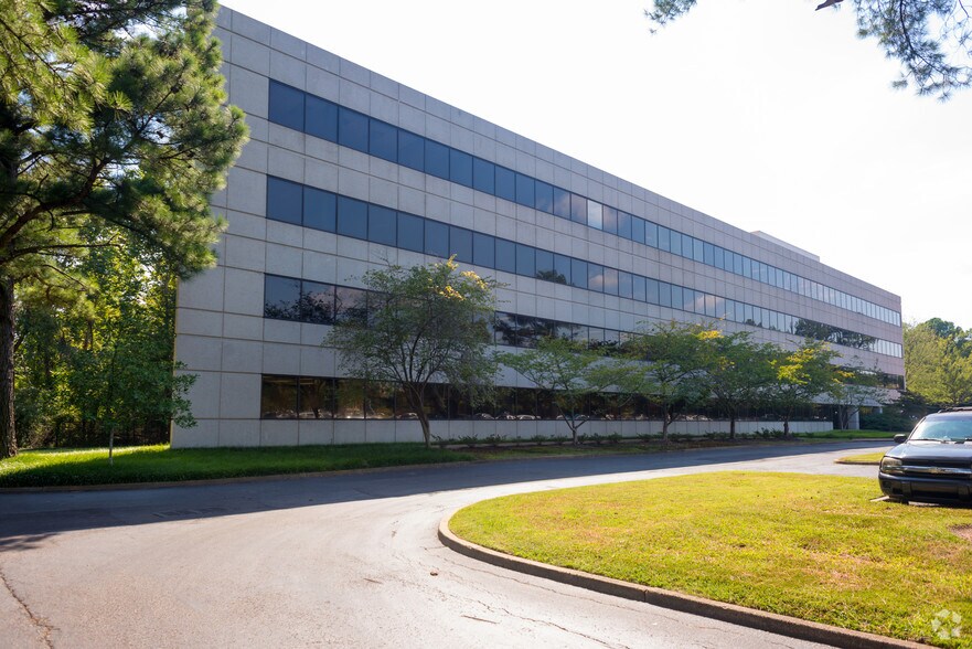 More Photos Of 6055 Primacy Pky, Memphis Office For Lease