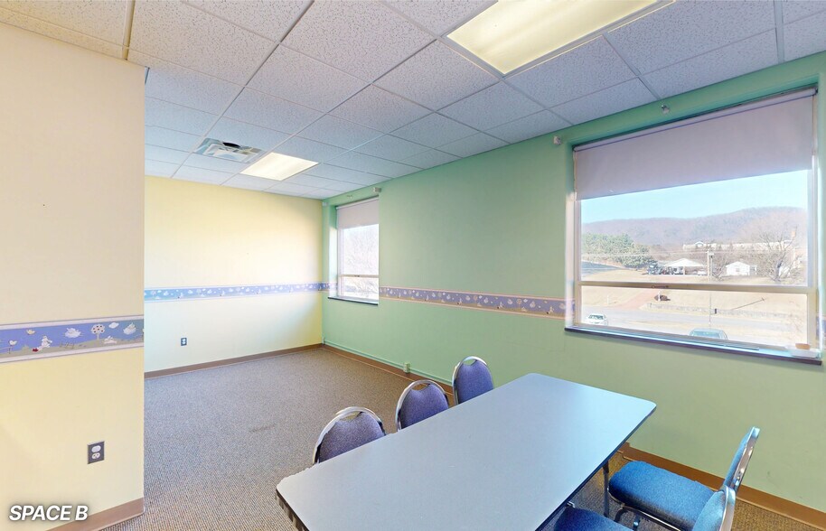More Photos Of 4493 Bonsack Rd, Roanoke Specialty For Lease