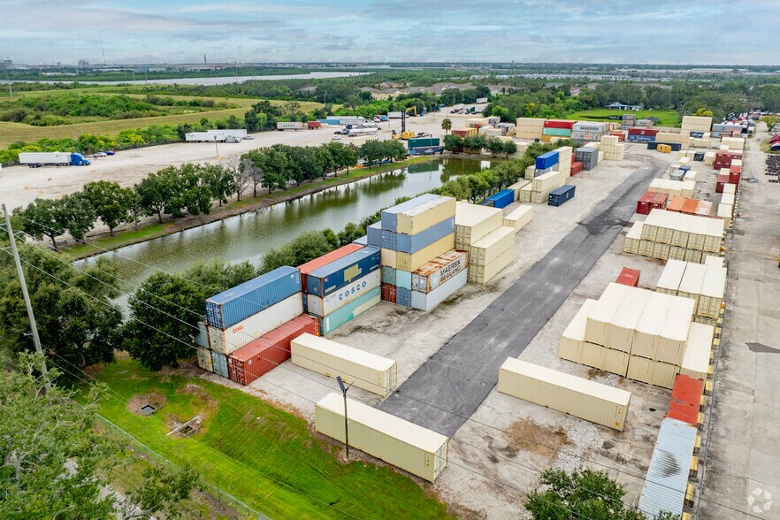 More Photos Of 4703 12th Ave S, Tampa Land For Lease