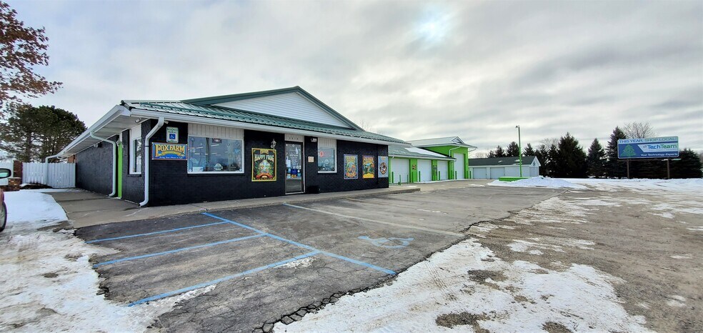 More Photos Of 3619 Mertz Rd, Caro General Retail For Sale