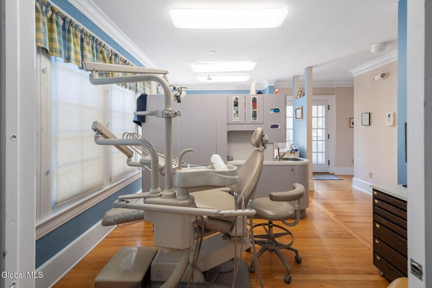 More Photos Of 1214 Union St, Schenectady Medical For Sale