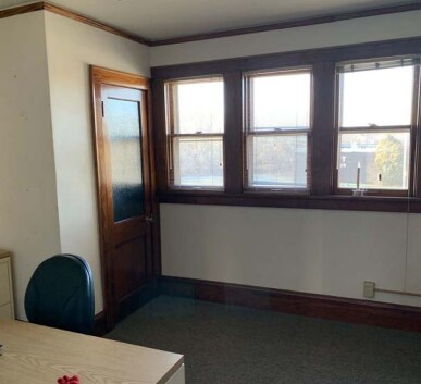 More Photos Of 8505 W Forest Home Ave, Greenfield Office Residential For Sale