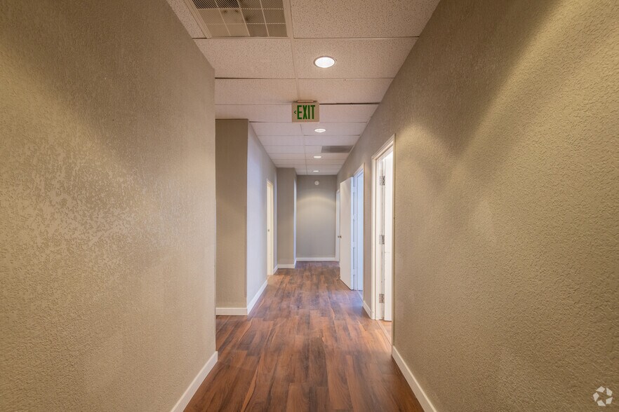 More Photos Of 9276 Greenback Ln, Orangevale Medical For Sale