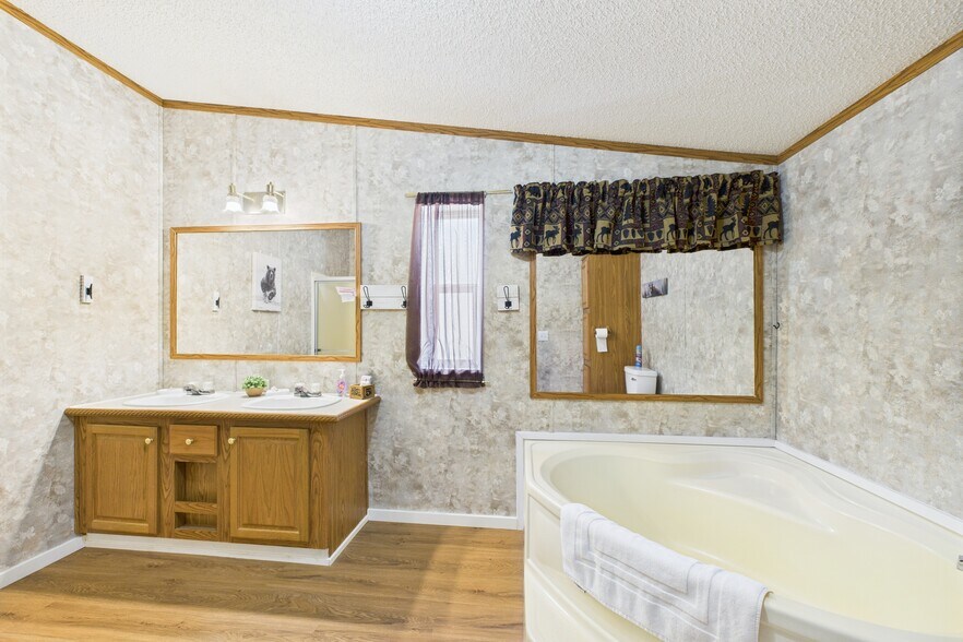 More Photos Of 141 County Road 851, Elizabeth Hotel For Sale
