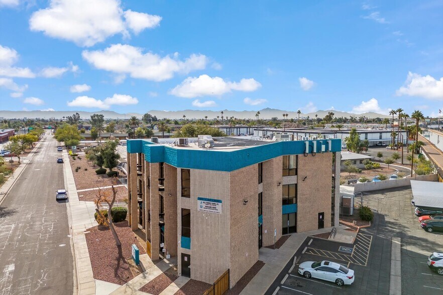 More Photos Of 4220 N 20th Ave, Phoenix Medical For Lease