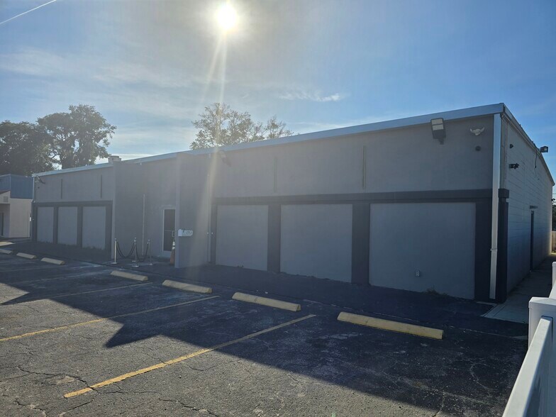 More Photos Of 2712 Cesery Blvd, Jacksonville Restaurant For Sale