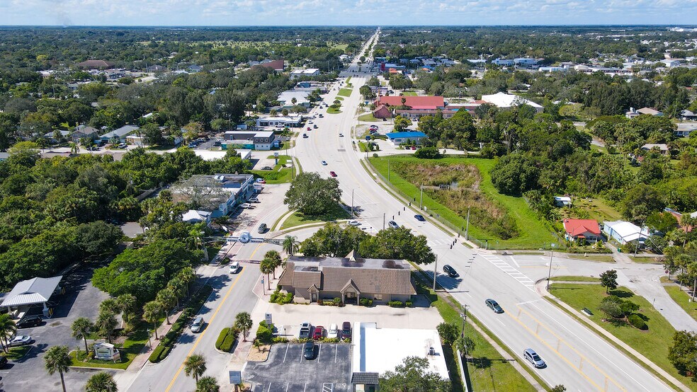 More Photos Of 300 E New Haven Ave, Melbourne Office For Sale