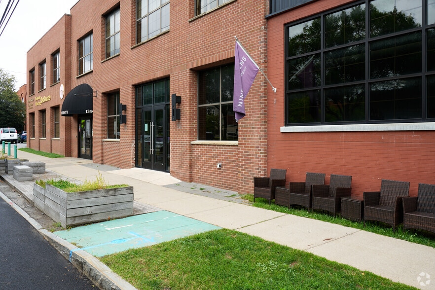 More Photos Of 1344-1350 University Ave, Rochester Research And Development For Lease