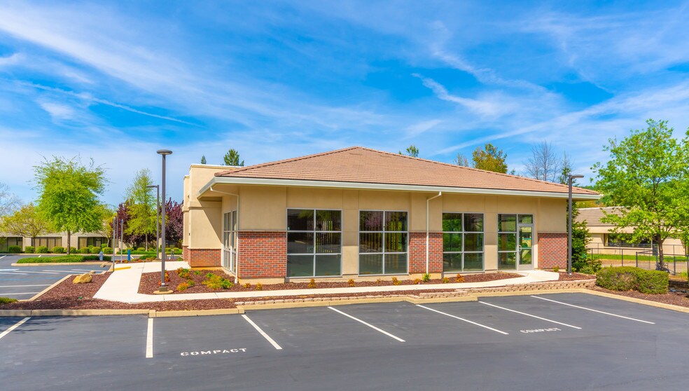 More Photos Of 4939 Hillsdale Cir, El Dorado Hills Medical For Lease