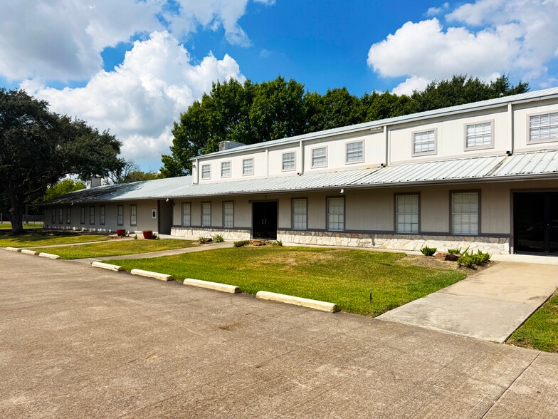 More Photos Of 7400 Eldridge Pky, Houston Schools For Sale