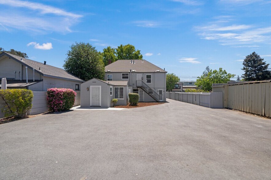 More Photos Of 315 Grand Blvd, San Mateo Apartments For Sale