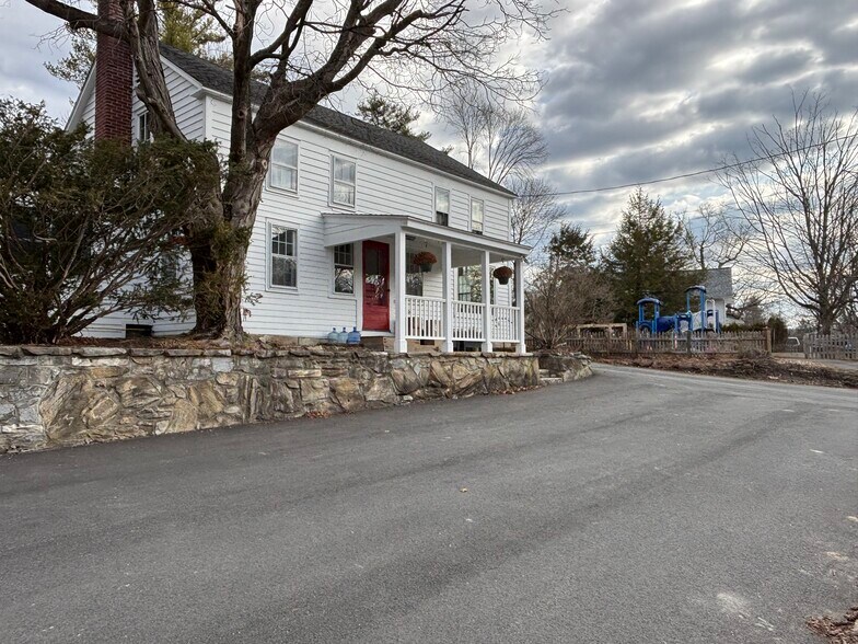 More Photos Of 44 Main St, Great Barrington Office For Sale