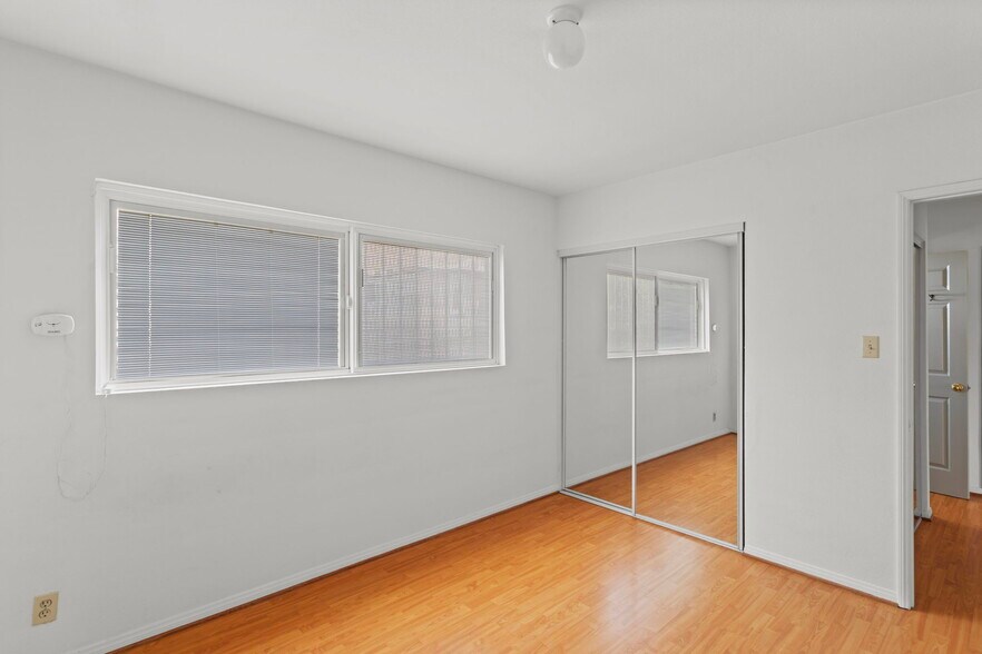 More Photos Of 1053 S Oxford Ave, Los Angeles Apartments For Sale