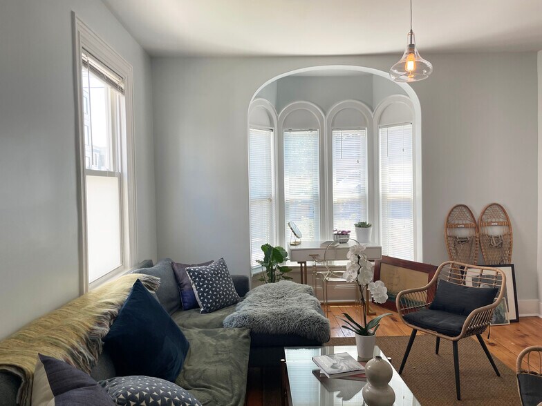 More Photos Of 1 North St, Portland Apartments For Lease