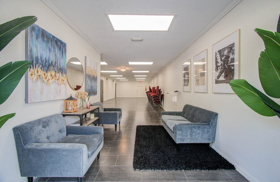 More Photos Of 7430 Rodgers Rd, Manvel Office Residential For Sale