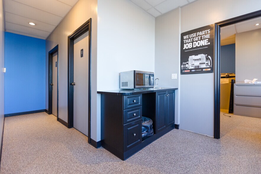 More Photos Of 4931 80 St, Red Deer Industrial For Sale