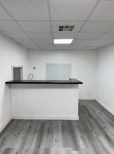 More Photos Of 672 NW 118th St, Miami Warehouse For Lease