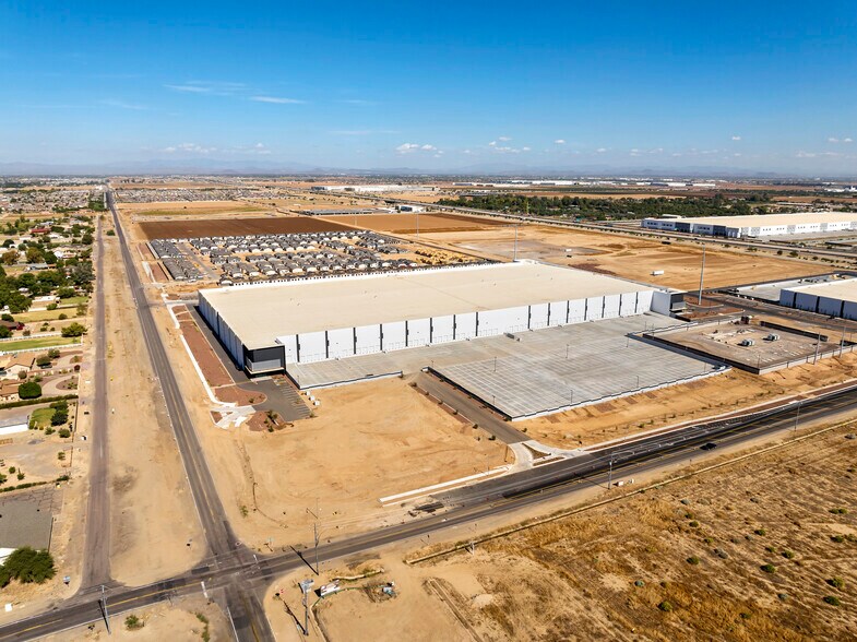 More Photos Of NWC of Route 303 & W Glendale Avenue, Litchfield Park Unknown For Lease