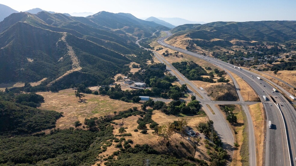 More Photos Of 36059 Golden State Hwy, Castaic Lodge Meeting Hall For Sale