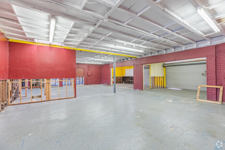 More Photos Of 1705-1727 National City Blvd, National City Auto Dealership For Sale