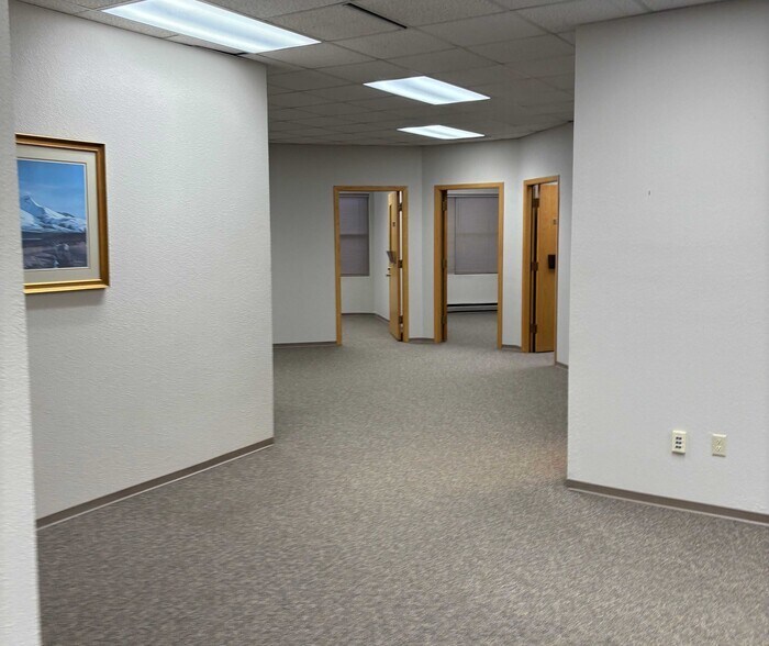 More Photos Of 1401 Rudakof Cir, Anchorage Office For Sale